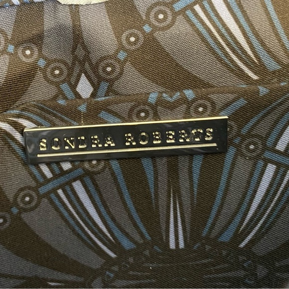 Sondra Robert’s Designer Shoulder Clutch Bag Event Evening Wallet on a String - Picture 12 of 12